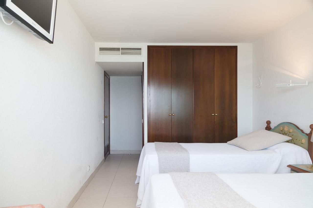 Uhc Barcino Apartments Salou Ngoại thất bức ảnh